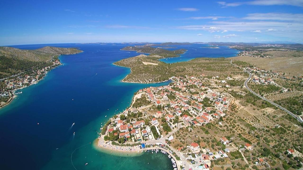 Apartments By The Sea Grebastica, Sibenik - 4881 Baselovici Extérieur photo